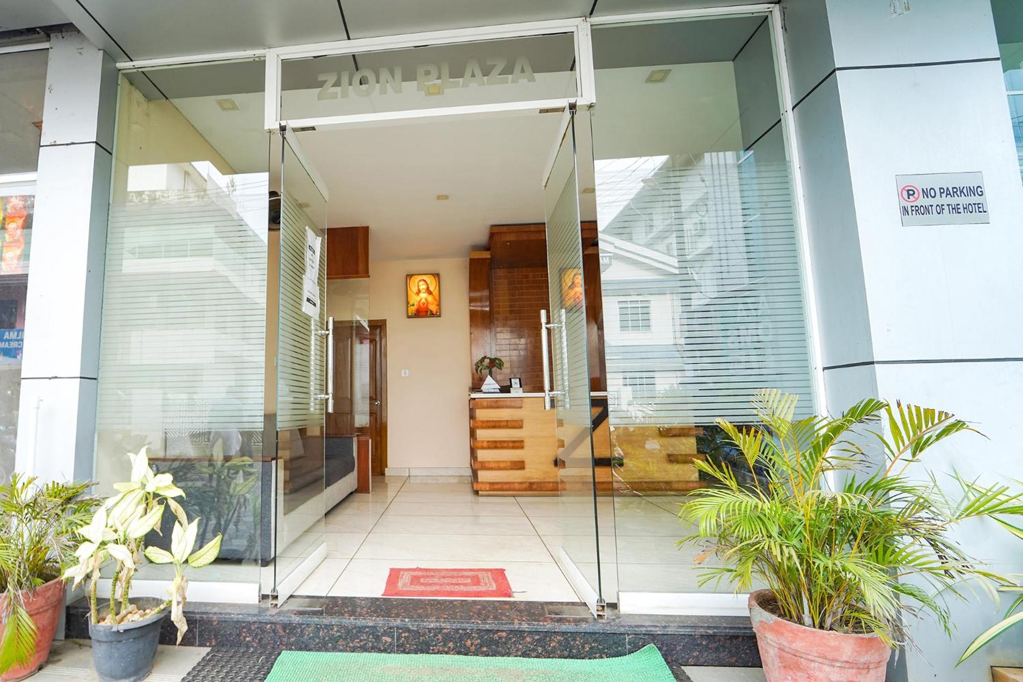 Hotel Zion Plaza Nedumbassery Zewnętrze zdjęcie