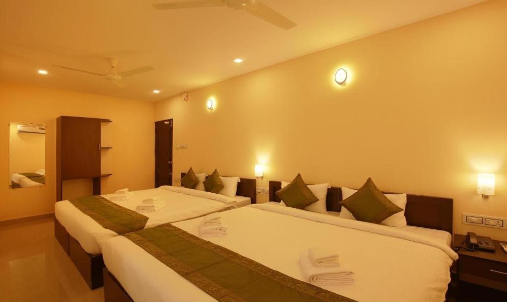 Hotel Zion Plaza Nedumbassery Zewnętrze zdjęcie